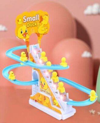 Small Ducks/ Pigs Climbing & Chasing Race Track Game Set with Flashing Lights & Music