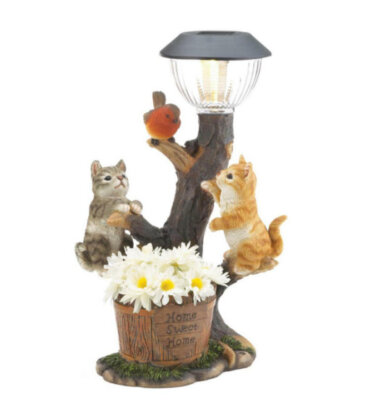 Solar Powered Garden Statue Resin Animal Sculpture for Indoor Outdoor Decorations