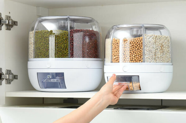 360° Rotating Airtight Rice and Grain Dispenser with Lid