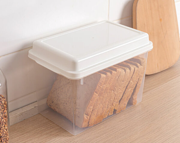 Plastic Bread Container with Airtight Lid